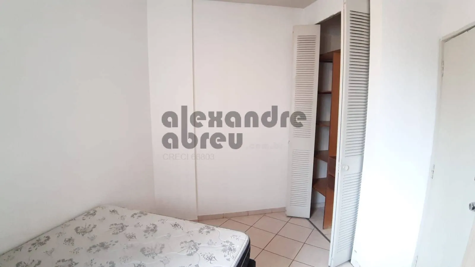 Imagem Apartamento próximo ao Shopping Ibirapuera e estação de metrô em Moema