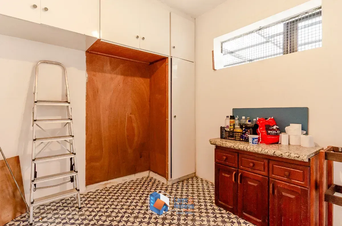 Imagem Sobrado para venda em Jardim Vila Mariana com 4 quartos, sendo 1 suíte, 214m²