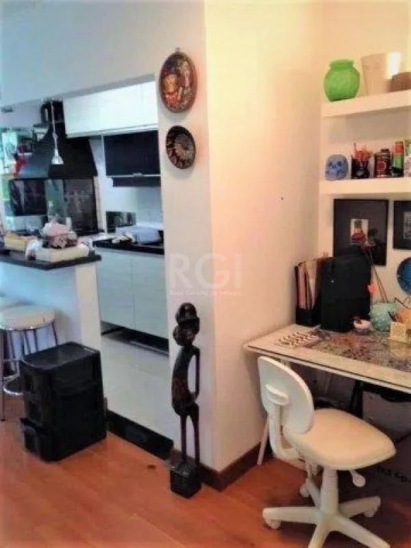 Imagem EXCELENTE APARTAMENTO À VENDA EM IPANEMA - PORTO ALEGRE
