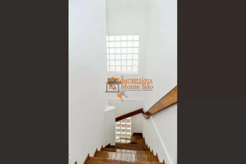 Imagem Sobrado com 3 dormitórios à venda, 180 m² por R$ 1.272.000,00 - Vila Fátima - Guarulhos/SP