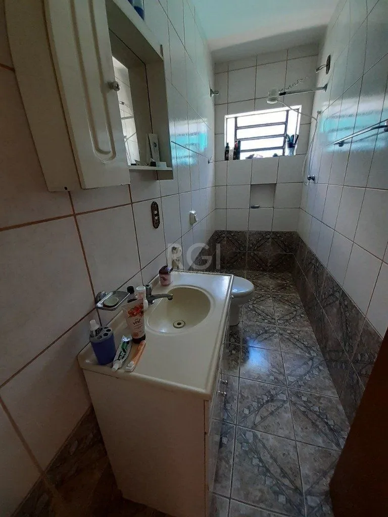 Imagem Casa para Venda - 185m², 4 dormitórios, sendo 1 suites, 2 vagas - Jardim Sabará