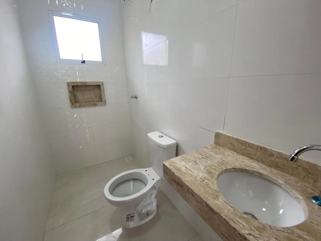 Imagem LINDA CASA NOVA COM PISCINA A 700 METROS DO MAR NO CIBRATEL II