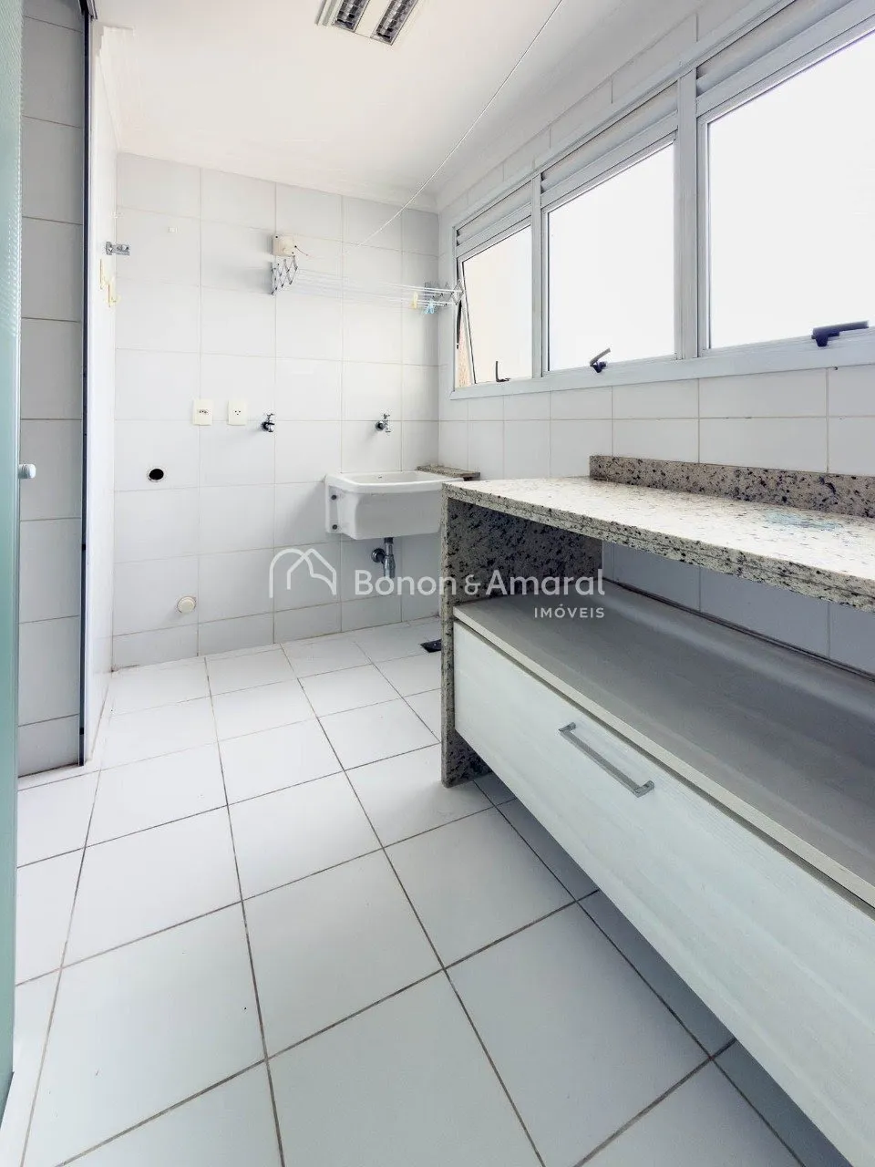Imagem Apartamento no Ed. Júlio de Mesquita, 3 suítes, à venda, Taquaral, Campinas/SP