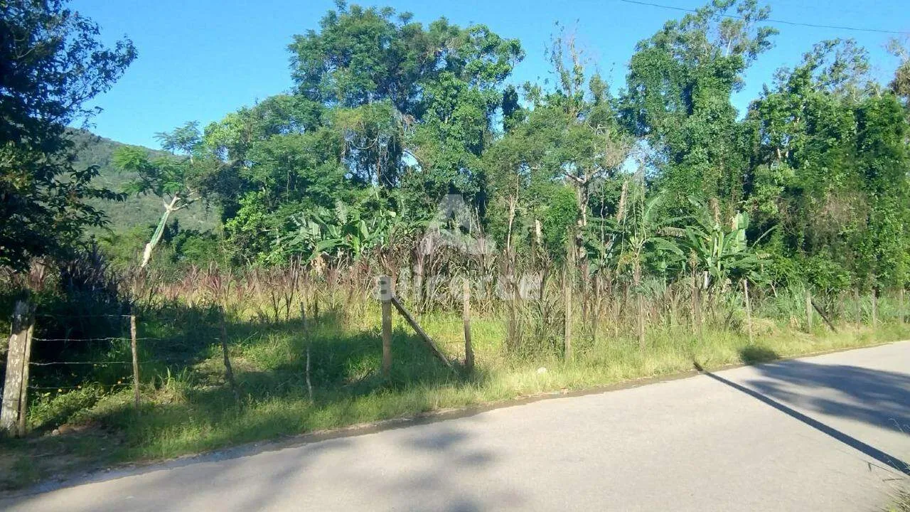 Imagem POUCOS METROS DO RODOANEL - Terreno à venda com , 1.800m² em Área Rural de São José São José