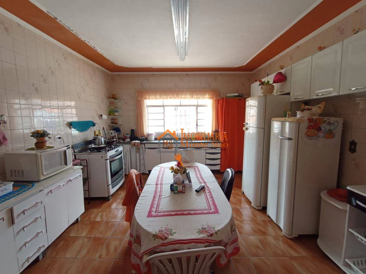 Imagem Sobrado com 3 dormitórios à venda, 250 m² por R$ 850.000,00 - Parque Continental - Guarulhos/SP