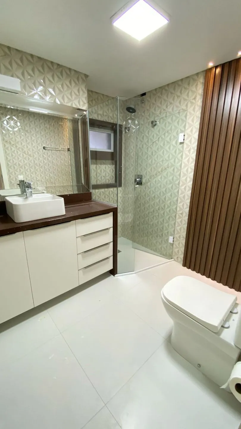 Imagem Apartamento à venda em Torres, Centro, com 4 quartos, 380m2