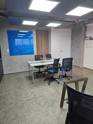 Imagem Conjunto Comercial à Venda em São Paulo-SP na Água Branca: 1 sala, 1 vaga, 47m²!