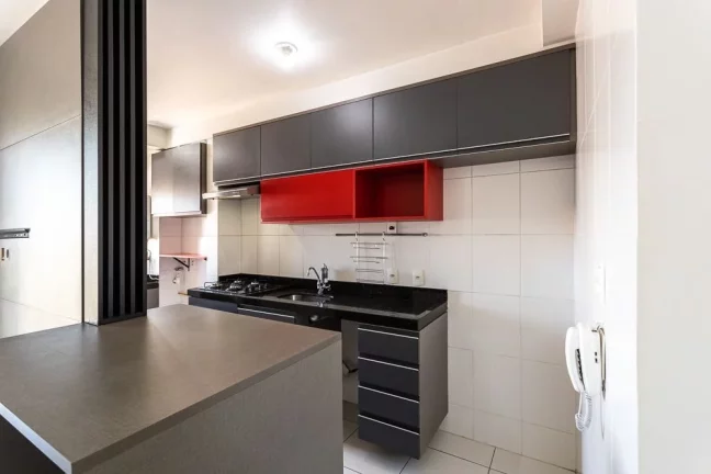 Imagem Apartamento à Venda No Ipiranga Com 2 Dormitórios Sendo 1 Suíte e 1 Vaga