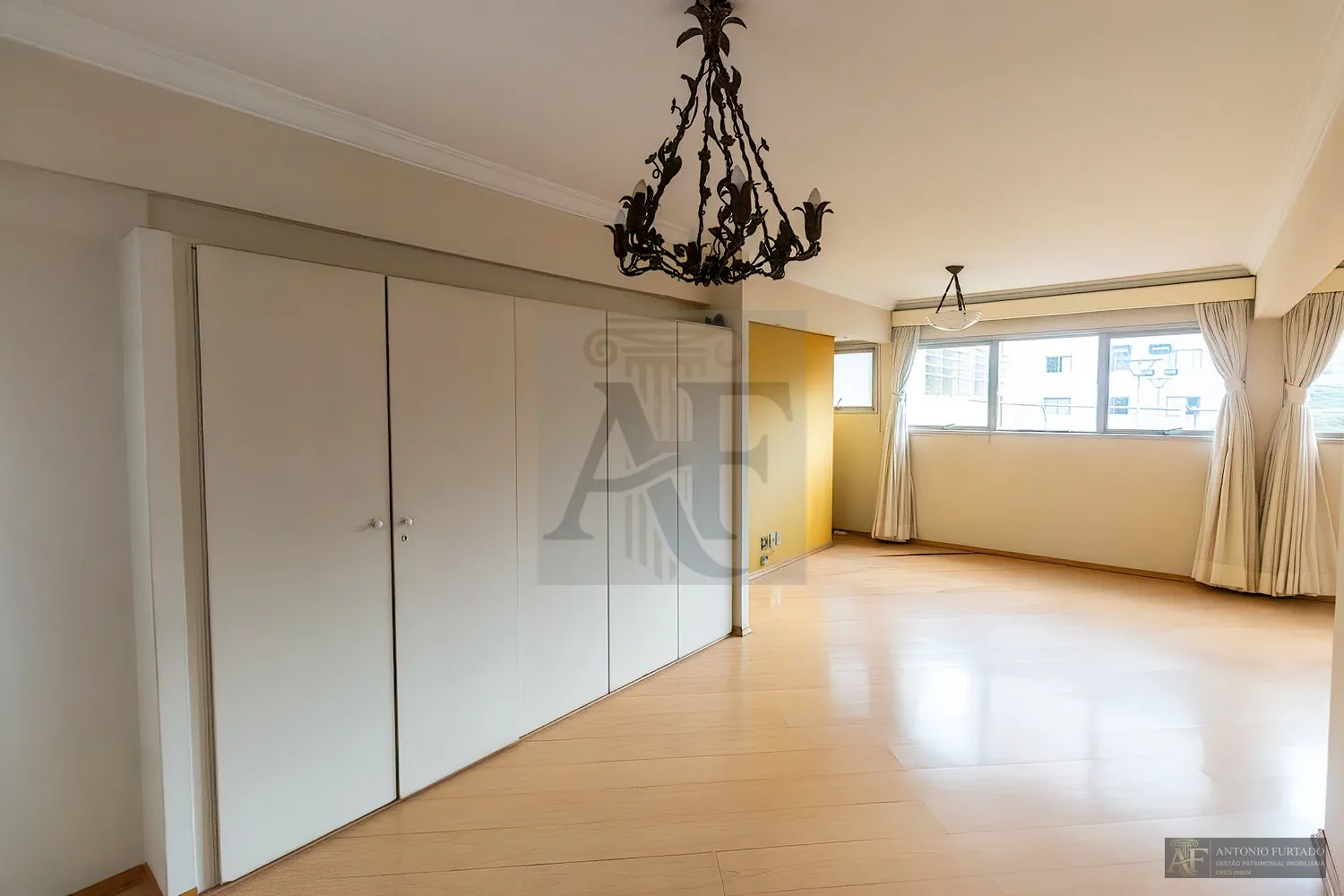Imagem Apartamento à venda em Itaim Bibi, São Paulo