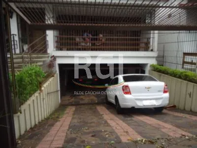 Imagem Casa para Venda - 330m², 4 dormitórios, 2 vagas - Glória