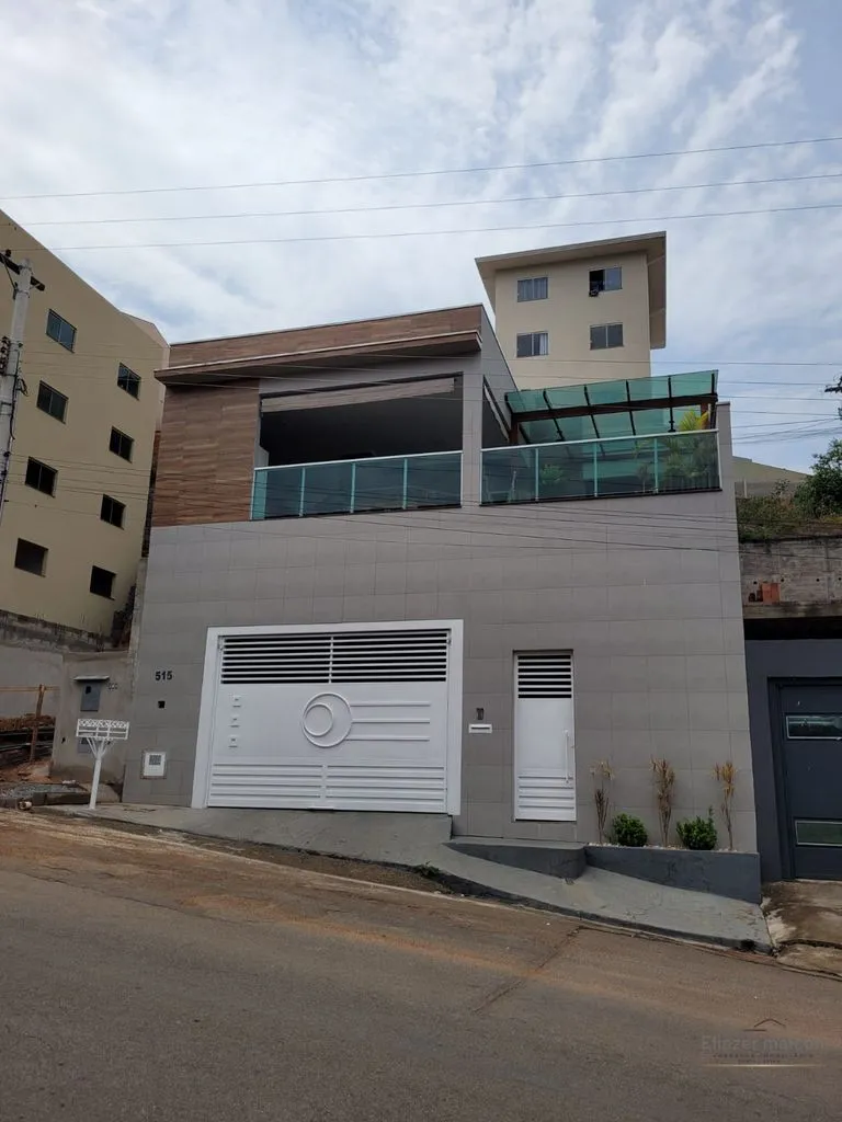 Foto do imóvel Casa à Venda com 3 quartos no bairro Caio Junqueira, Poços de Caldas - MG