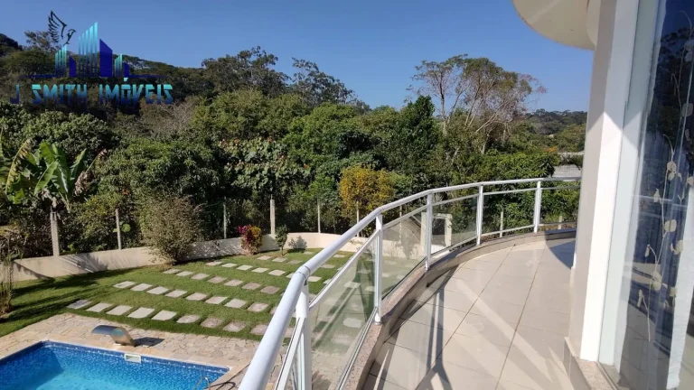 Imagem CASA PRATICAMENTE TÉRREA. PISCINA, SALÃO DE JOGOS, SAUNA, NA GRANJA VIANA