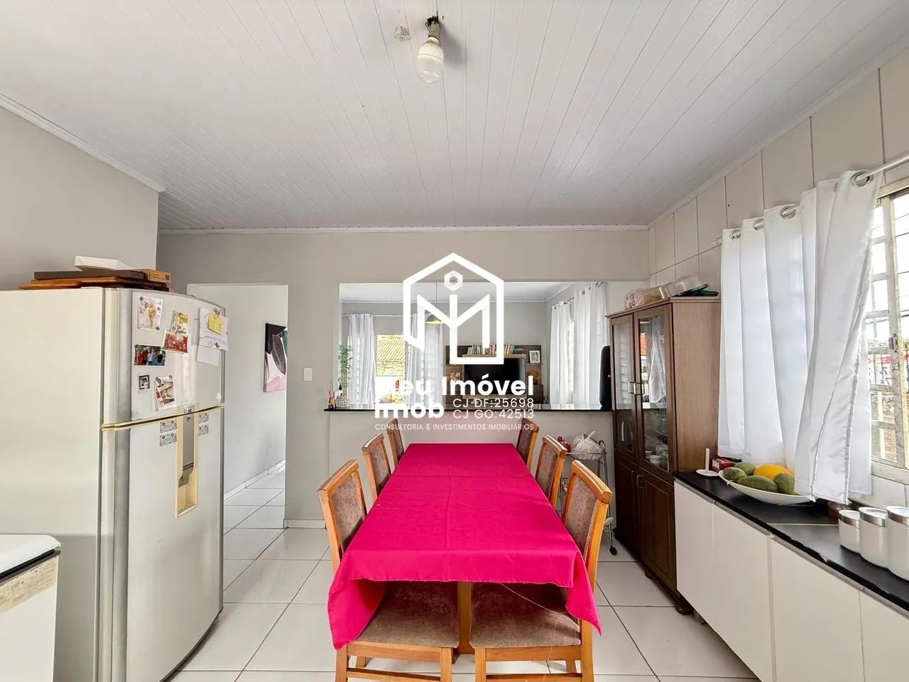Imagem Casa 2 Quartos 1 Suíte 6 Vagas 95m² Arniqueiras/DF