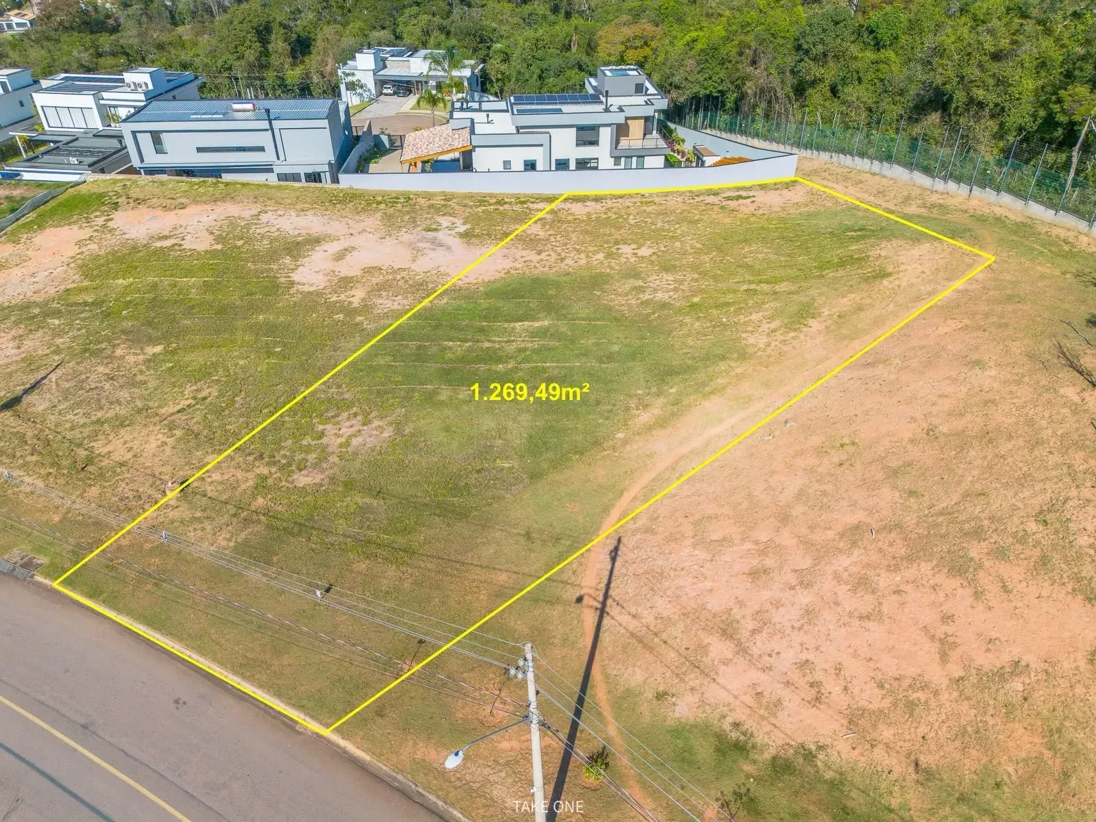 Foto do imóvel Terreno em Condomínio à Venda, 1.200 m² em Rua Salvador Caruso Orlando, 1729 - Medeiros, Jundiaí - SP