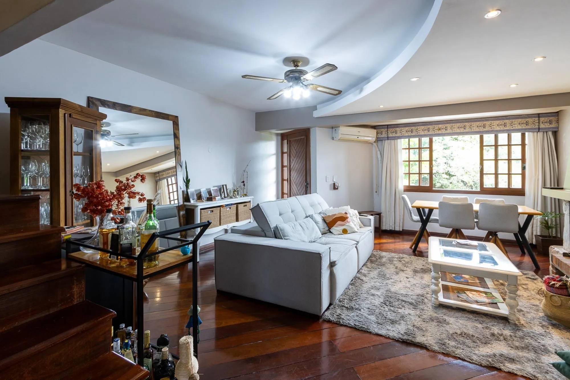Imagem Casa Condominio para Venda - 175m², 3 dormitórios, sendo 1 suites, 4 vagas - Tristeza