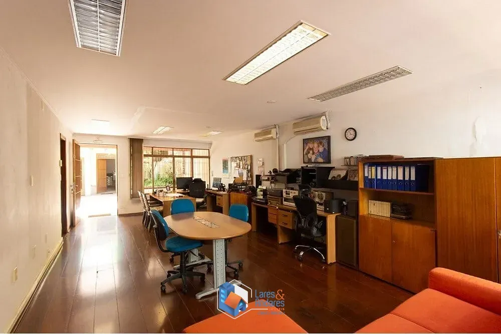 Imagem Casa à venda 4 Quartos 2 Suites 5 Vagas 493M² Campo Belo São Paulo - SP