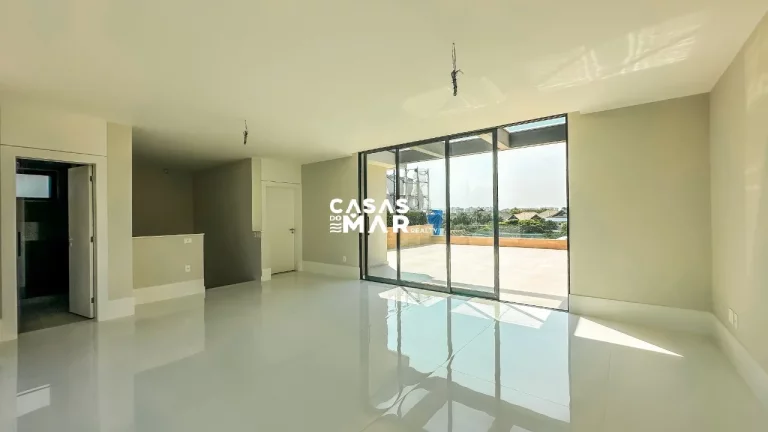 Imagem Magnífico Triplex Novíssimo no Condomínio Del Lago: Luxo, Conforto e Sofisticação em 860m²
