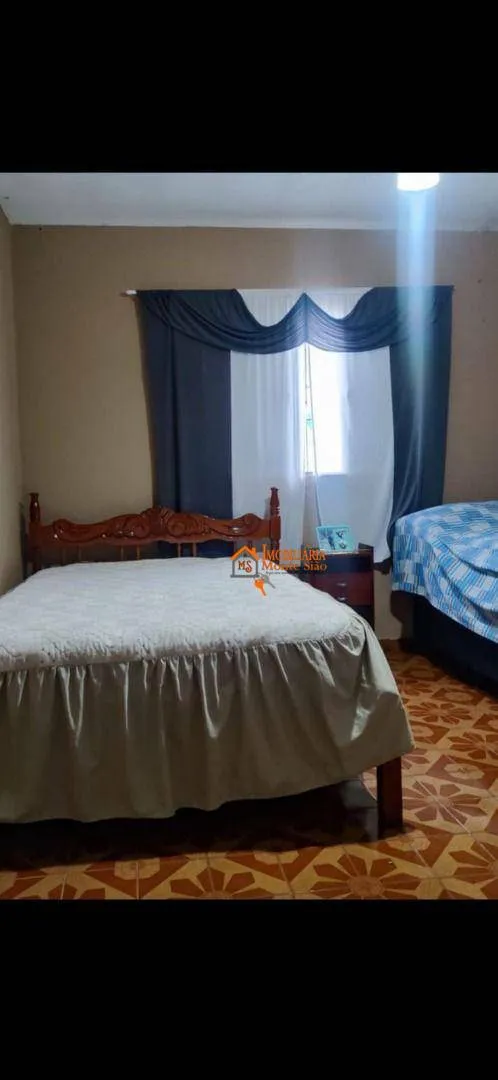 Imagem Sobrado com 3 dormitórios à venda, 250 m² por R$ 585.000,00 - Jardim Presidente Dutra - Guarulhos/SP