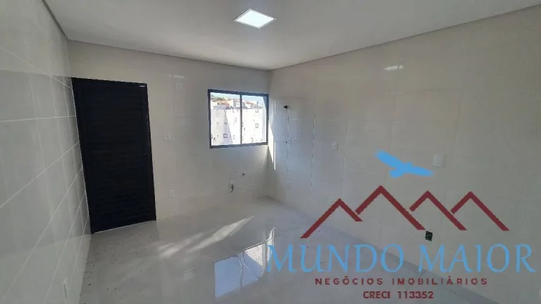 Imagem Sobrado com 2 Quartos e 1 banheiro à Venda, 130 m por R$ 559.000