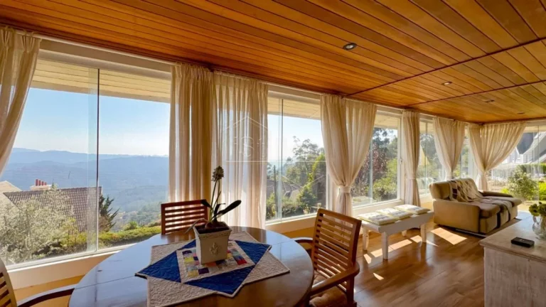 Imagem Casa de condomínio em Campos do Jordão