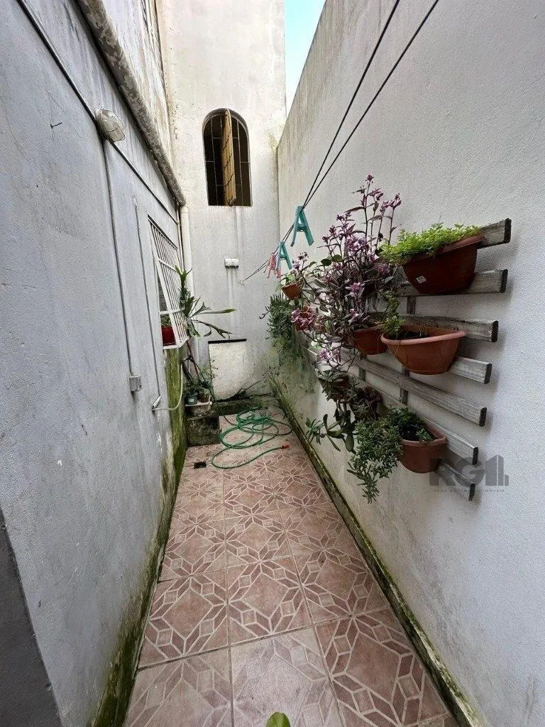 Imagem Casa de 160m² com 4 quarto no Bairro Farrapos