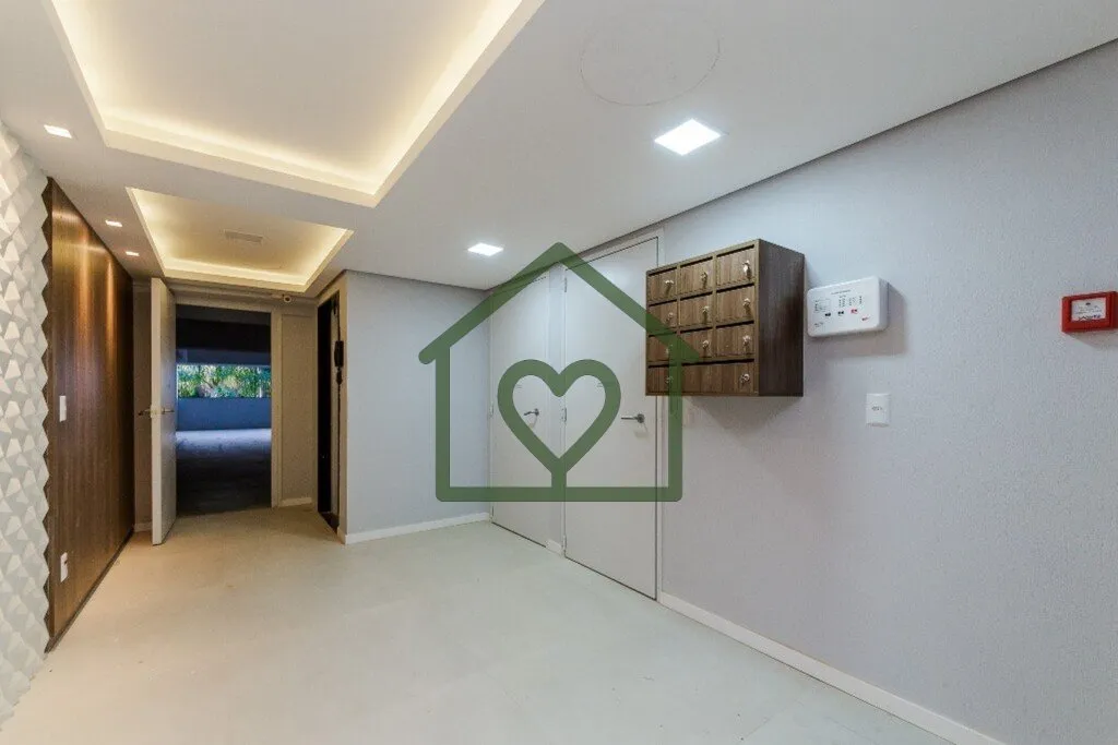 Imagem Empreendimento localizado no bairro Petrópolis com 10 apartamentos de 2 dormitórios e 2 suítes co...