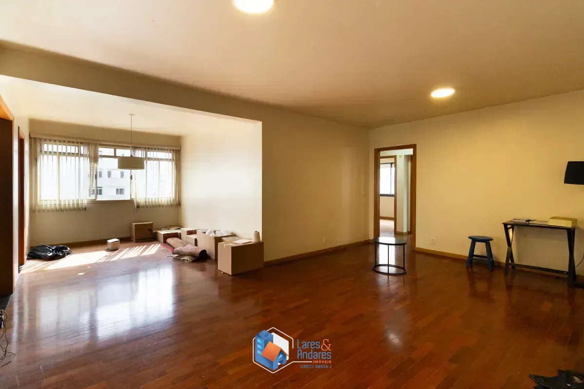 Imagem Apartamento para venda em Santa Cecília com 3 quartos, sendo 1 suíte, 130m²