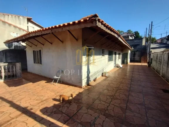 Foto do imóvel Excelente Casa Térrea Av Principal do Bairro Venda e Locação Jardim Maria Amélia em Rua Tenente Mário de Mattos Stock