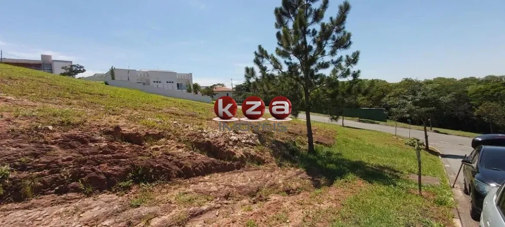 Imagem Terreno a venda em Condomínio de Luxo em Valinhos-SP, Residencial Vila Lombarda - 1.017,28m² de Área