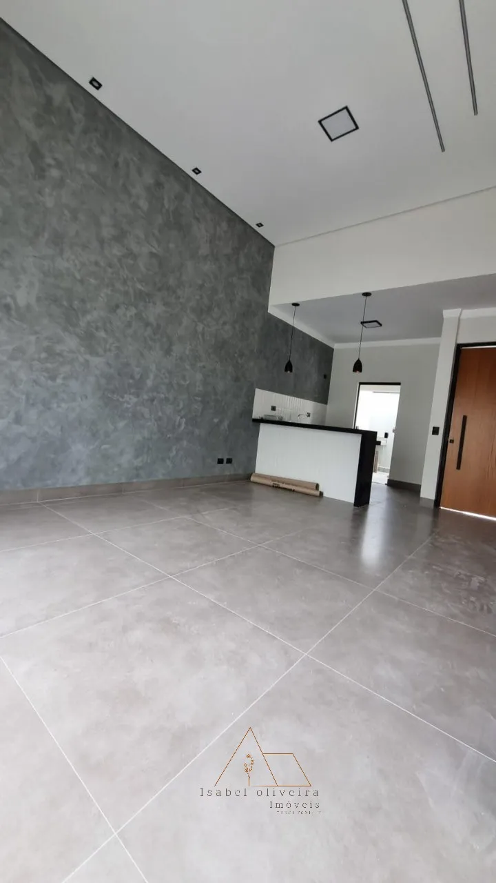 Imagem Oportunidade imperdível! Casa em condomínio à venda em Salto-SP, Village Moutonnée. 3 quartos, 1 suíte, 1 sala, 2 banheiros, 2 vagas, 104m².