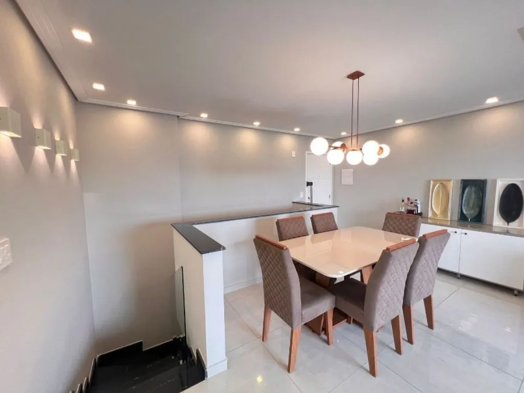 Imagem APARTAMENTO COM 130,00 m² - GUILHERMINA - PRAIA GRANDE SP