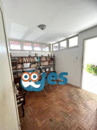 Imagem Casa comercial no Centro