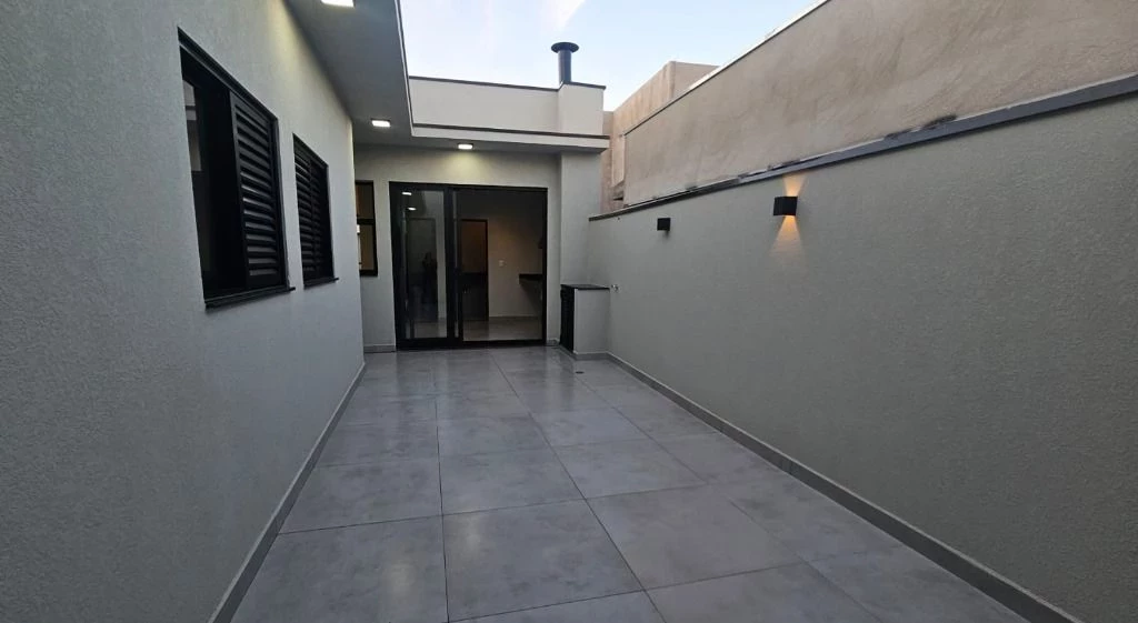 Foto do imóvel: Casa com 3 Quartos à Venda, 13.100 m² em Rua Arlindo Zanini, nº 176. Loteamento Park Gran Reserve, Indaiatuba - SP