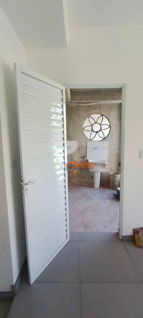 Imagem Casa com 1 dormitório para alugar, 45 m² por R$ 1.780,00/mês - Vila Augusta - Guarulhos/SP