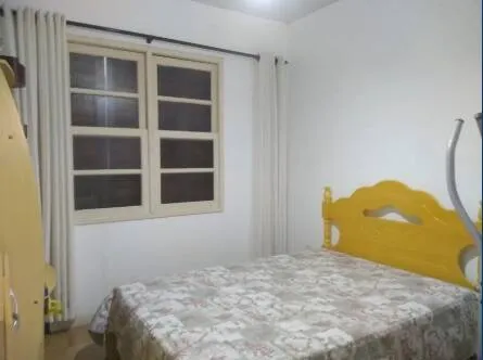 Imagem Casa à Venda em Canasvieiras - 4 Dormitórios 200 Metros da Praia