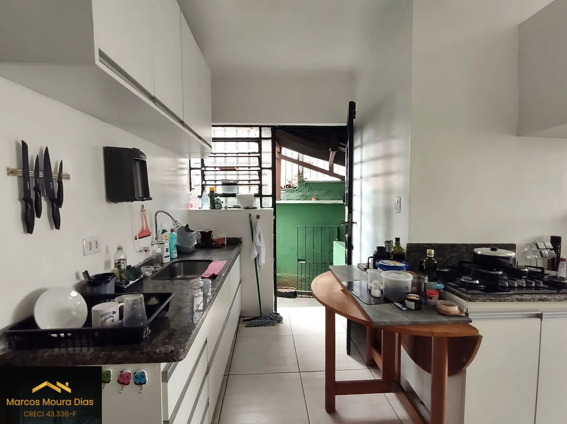 Imagem Sobrado à venda, Vila Madalena, 2 Vagas de Garagem, 3 Dormitórios, Churrasqueira e Dependência de Serviço Completa
