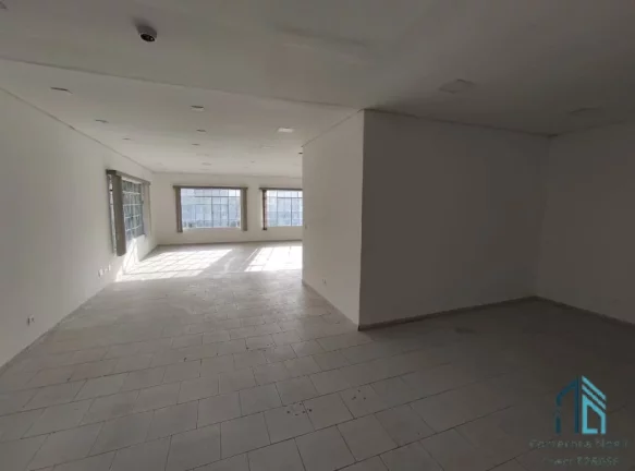 Imagem Imóvel comercial/residencial 07 salas, edícula sala, cozinha, no Bom Retiro em Curitiba PR