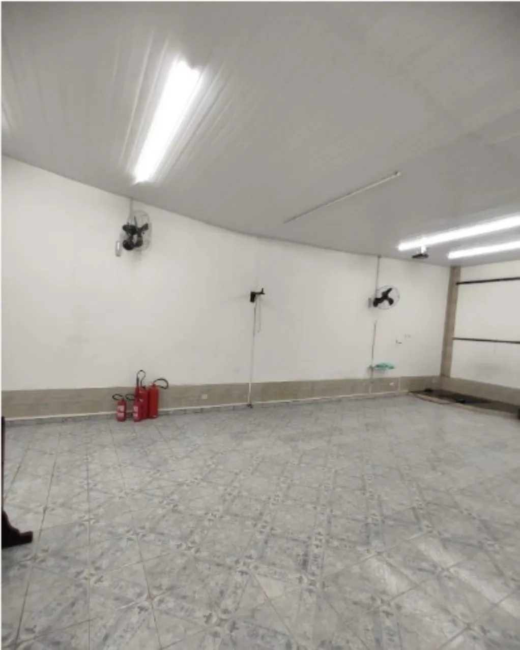 Imagem Salão Comercial de 188,35m² à venda em Sorocaba-SP, no Conjunto Habitacional Júlio de Mesquita Filho