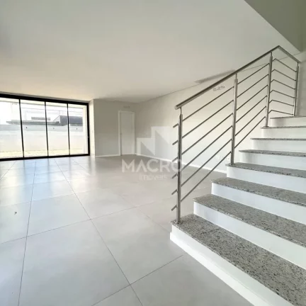 Imagem Geminado | Três Rios do Norte - Lot. Montreal | 3 quartos (1 suíte) | 192m²
