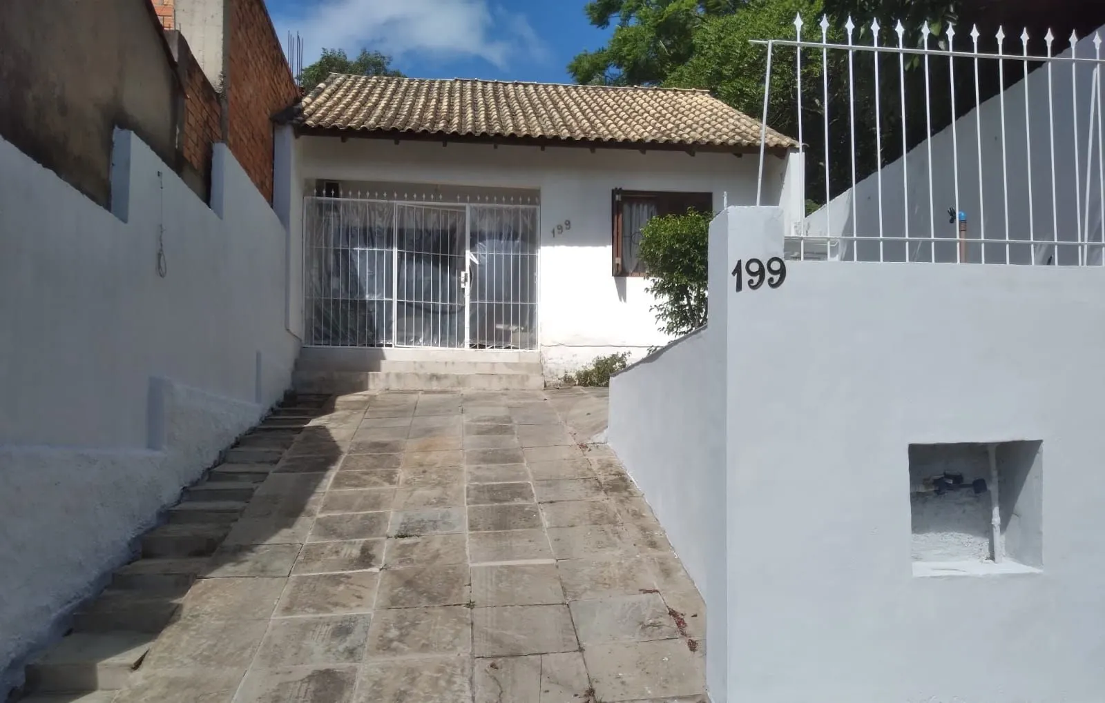 Imagem Casa para Venda - 120m², 2 dormitórios, 2 vagas - Jardim Floresta