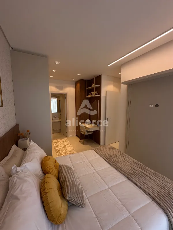 Imagem Apartamento à venda com 2 quartos 1 suíte, 59,49m² em Coqueiros Florianópolis