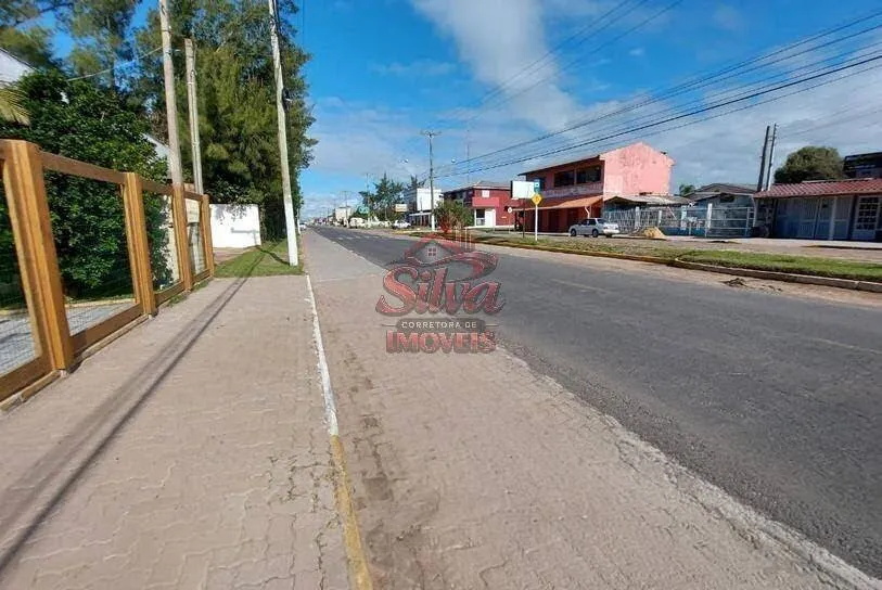 Imagem 954 |Casa à venda em Imbé na avenida principal com anexo e 250m²