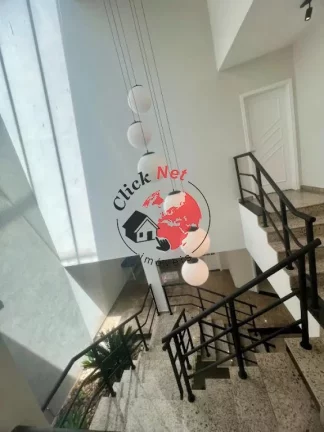 Imagem Lindo Sobrado à Venda na Vila Scarpelli – Santo André | 244m² | 3 Suítes | 5 Vagas