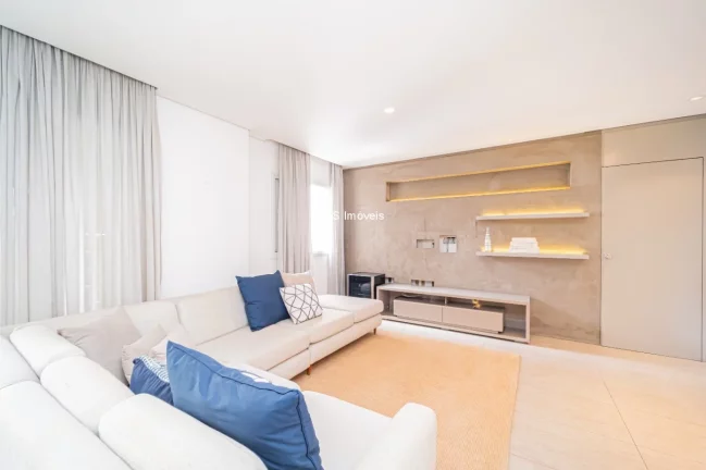 Imagem Venda de Apartamento de Luxo na Vila Olímpia com 2 Suítes, 1 Sala, 3 Vagas e 130m².