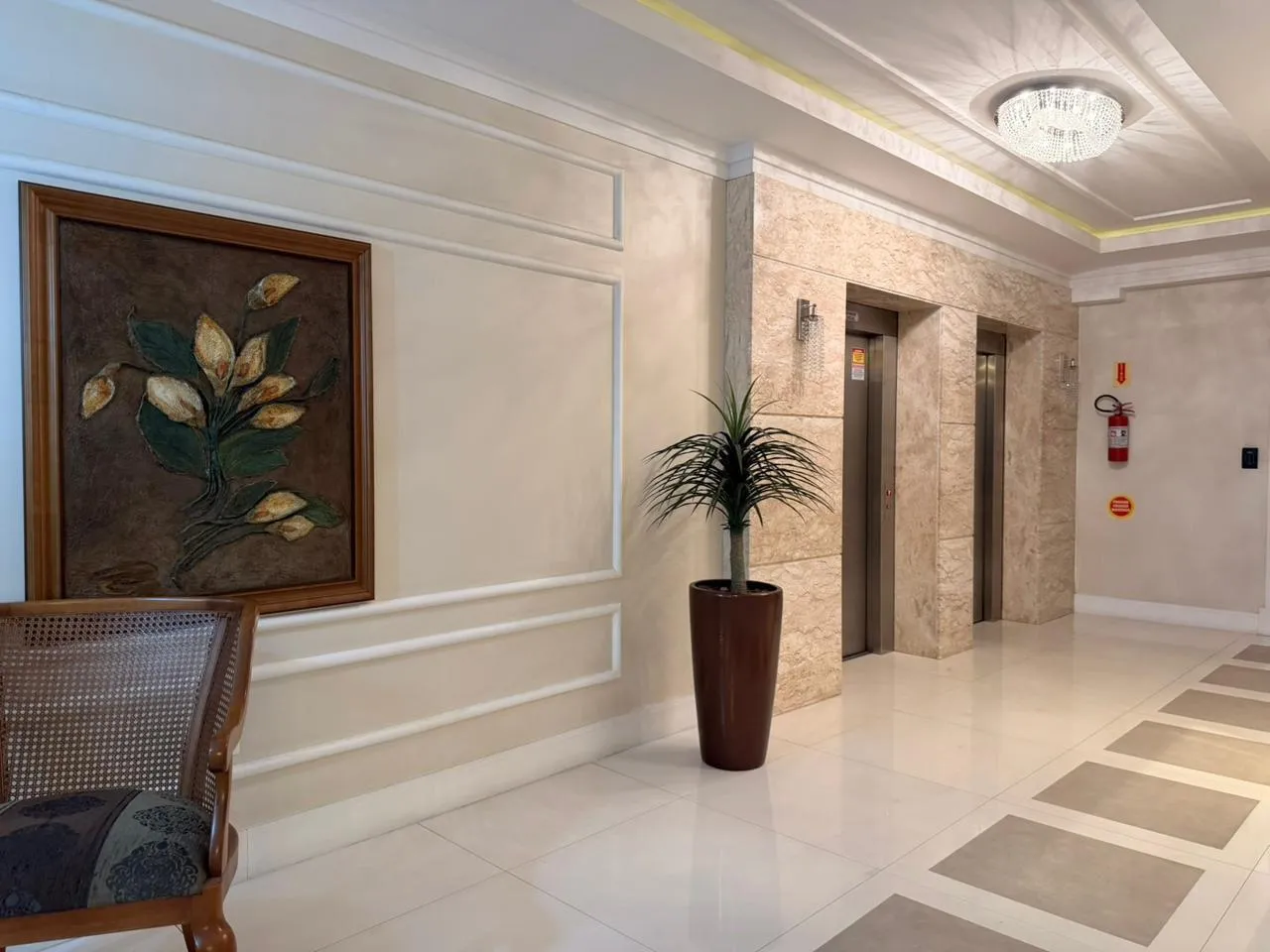 Imagem Apartamento à venda com 177m2 por R$ 2.700.000,00