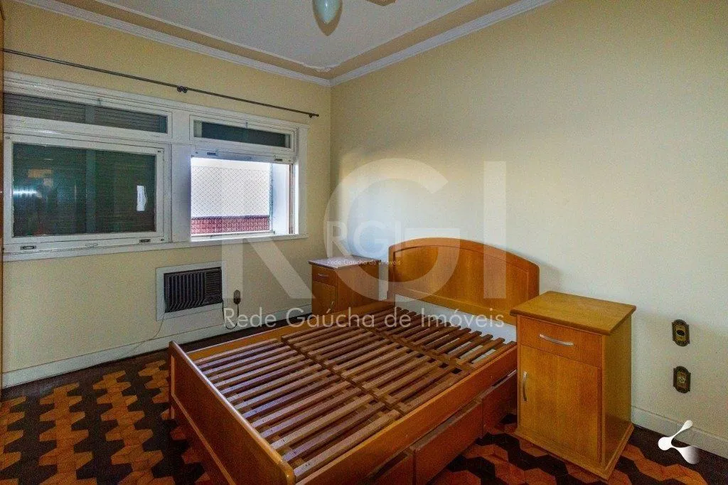 Imagem #Apartamento de 3 dormitórios com vaga de garagem no bairro Cidade Baixa.