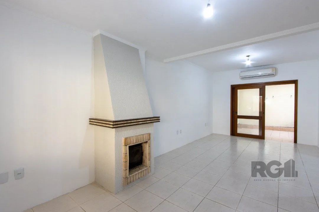 Imagem Casa de Condomínio em Cavalhada