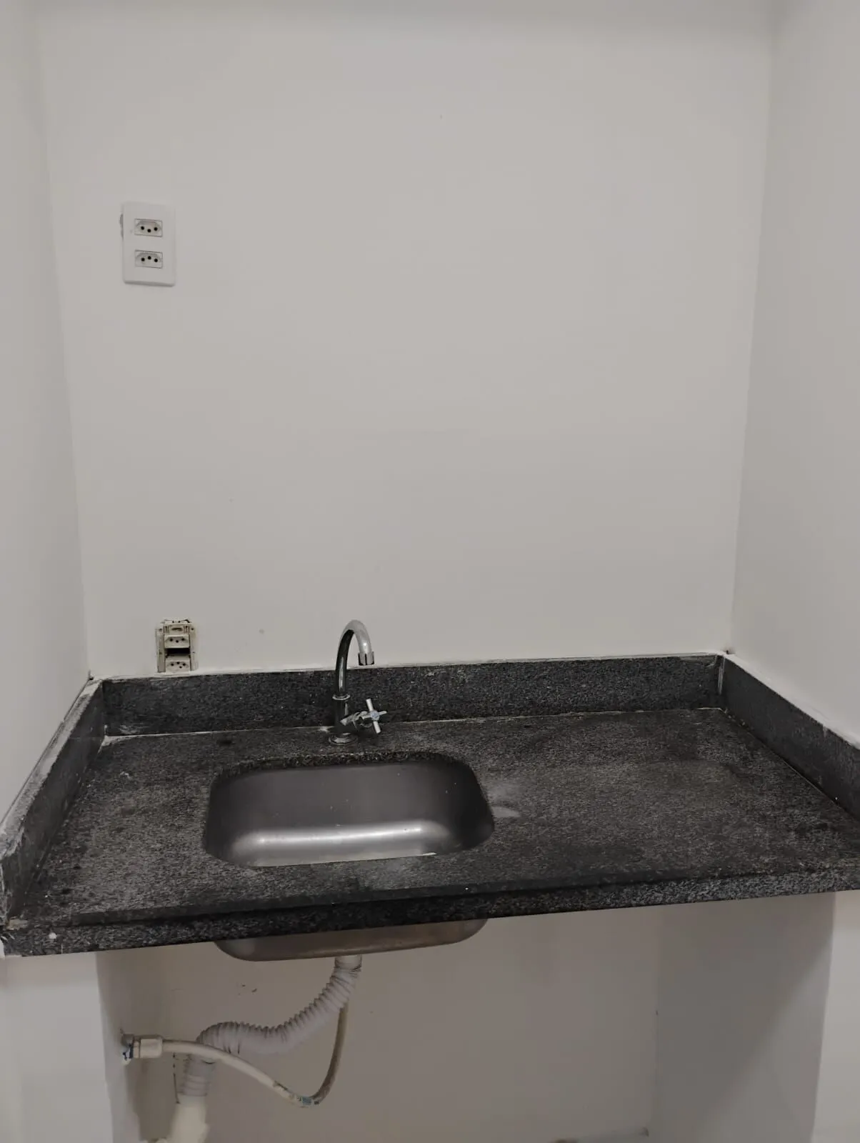 Imagem Sala comercial à venda no bairro Taquara em Rio de Janeiro/RJ