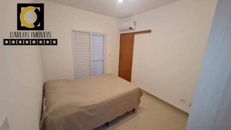 Imagem Casa sobreposta a venda, super bem localizada em Santos