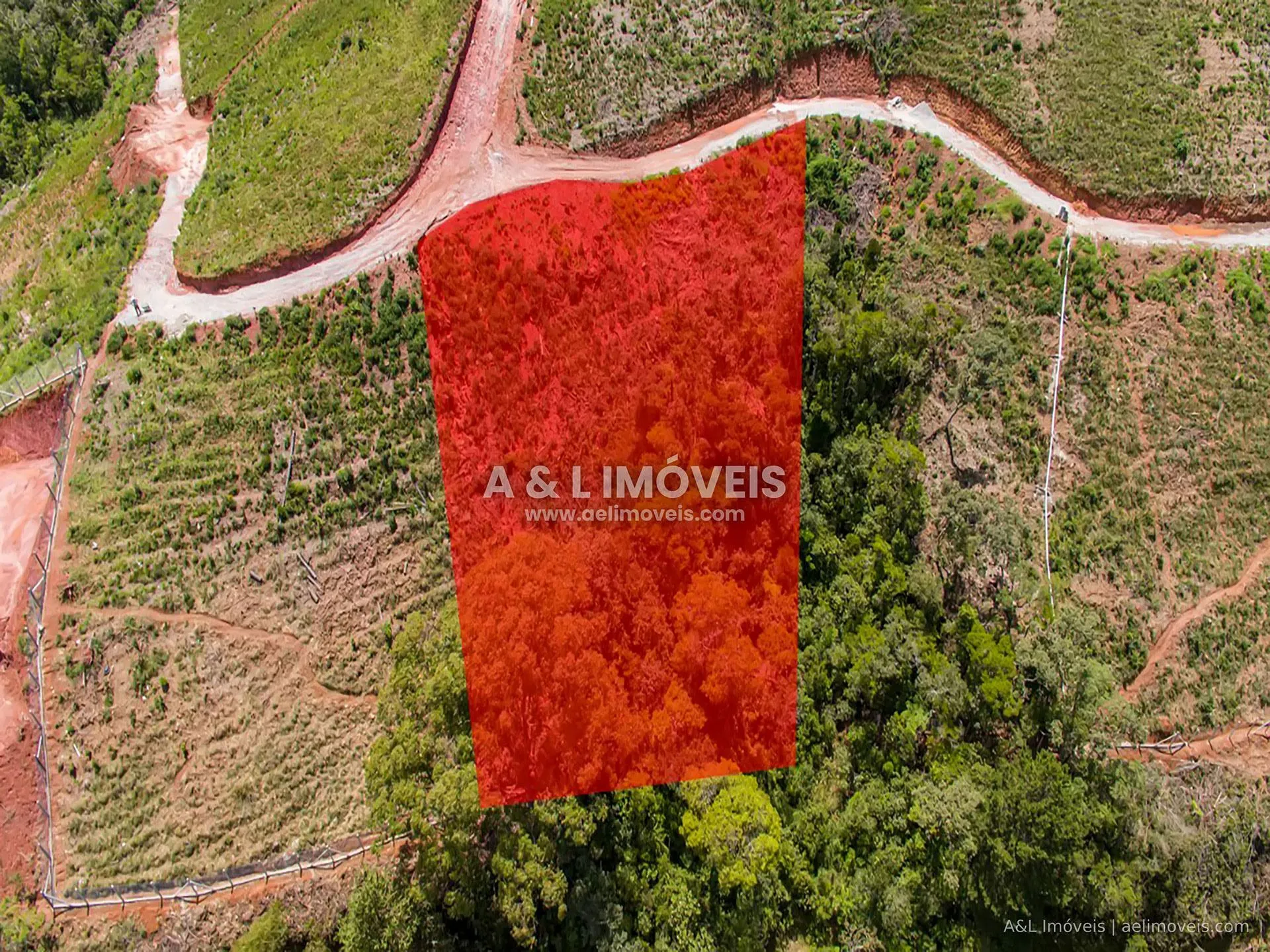 Imagem Terreno no Quintas do Atalaia | Vista para o vale e projeto aprovado